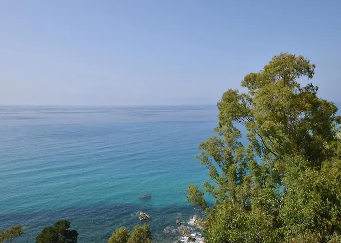 Apartamento Cozy In With Outdoor Swimming Pool Ricadi